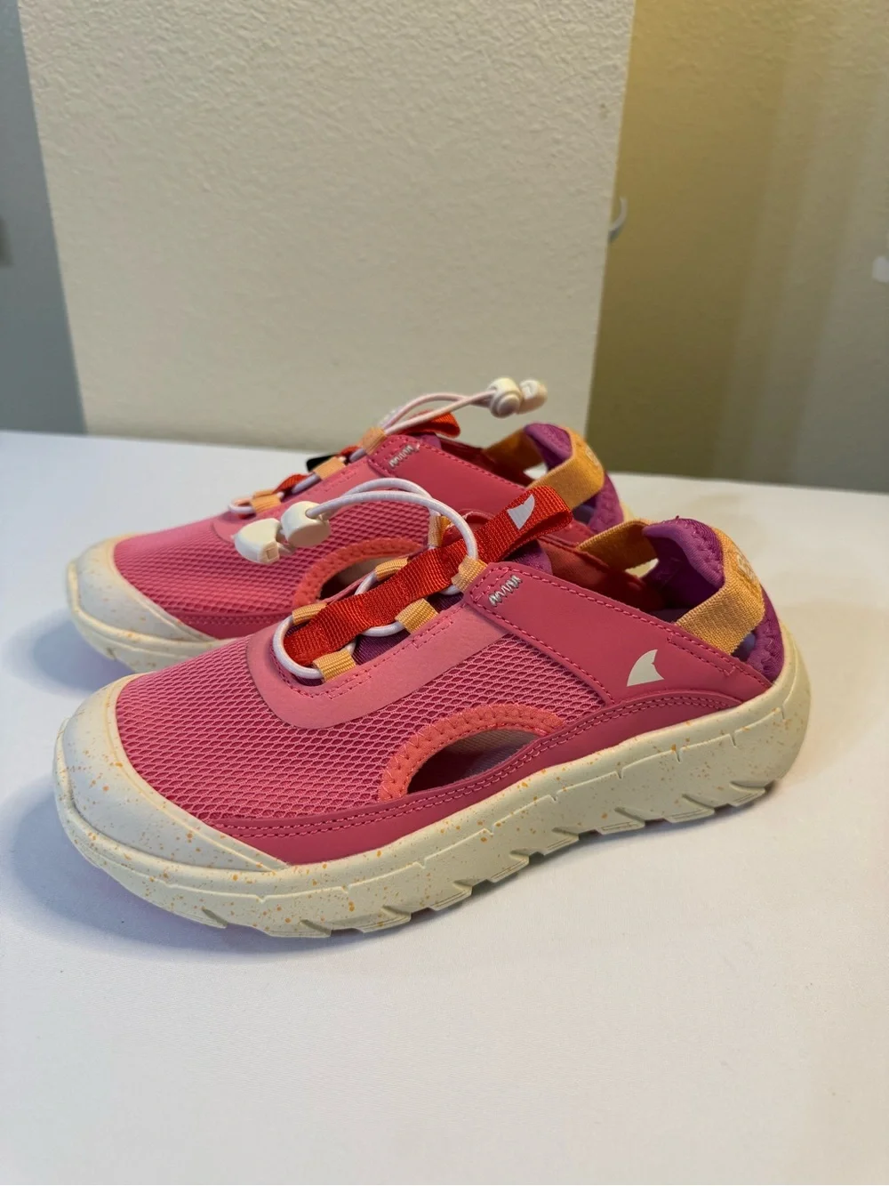 Rugged Shark Girls Pink Adventure Water Shoes Size 2 NWT